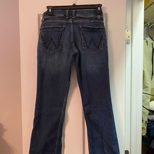 Boot cut wrangler women’s jeans. Tag size listed in pictures. Gently warn